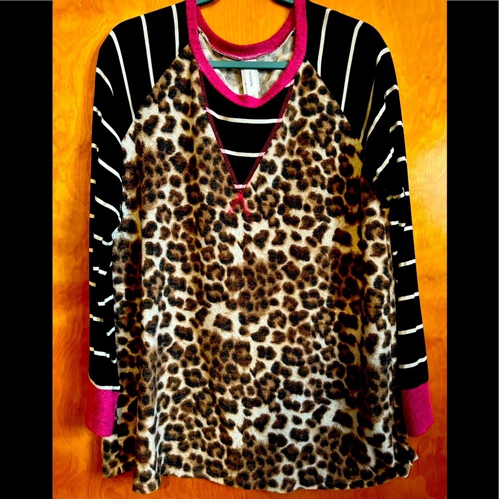Mixed media top